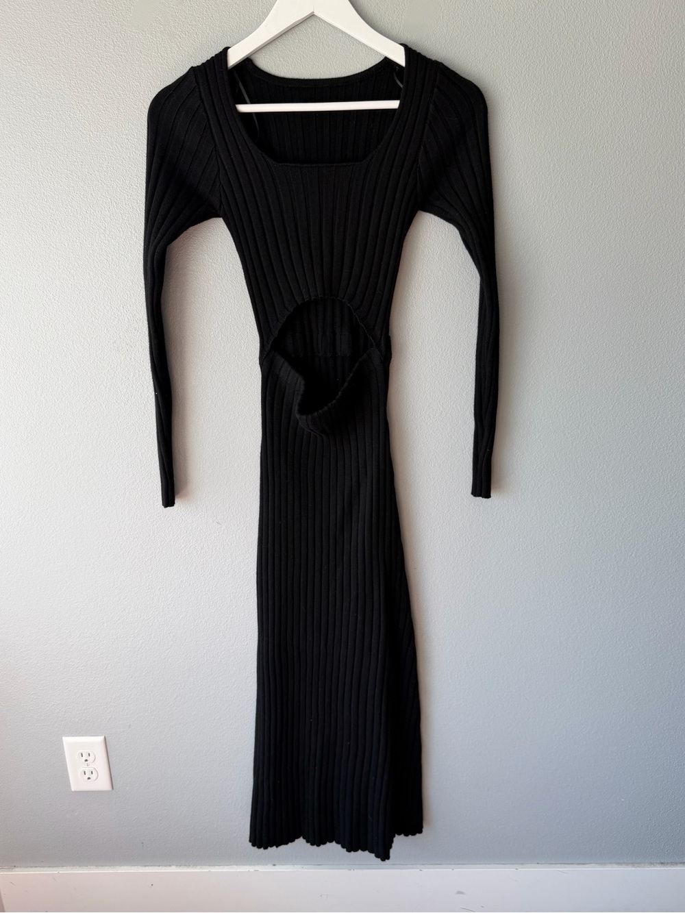 Lioness black ribbed Main Squeeze sweater knit long sleeve midi dress sz XS NWT
